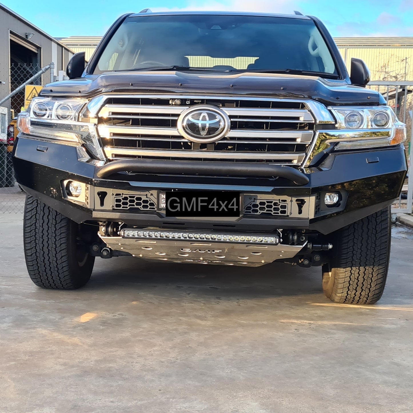 Toyota Land Cruiser 200 LC200 G5 Steel Bumper