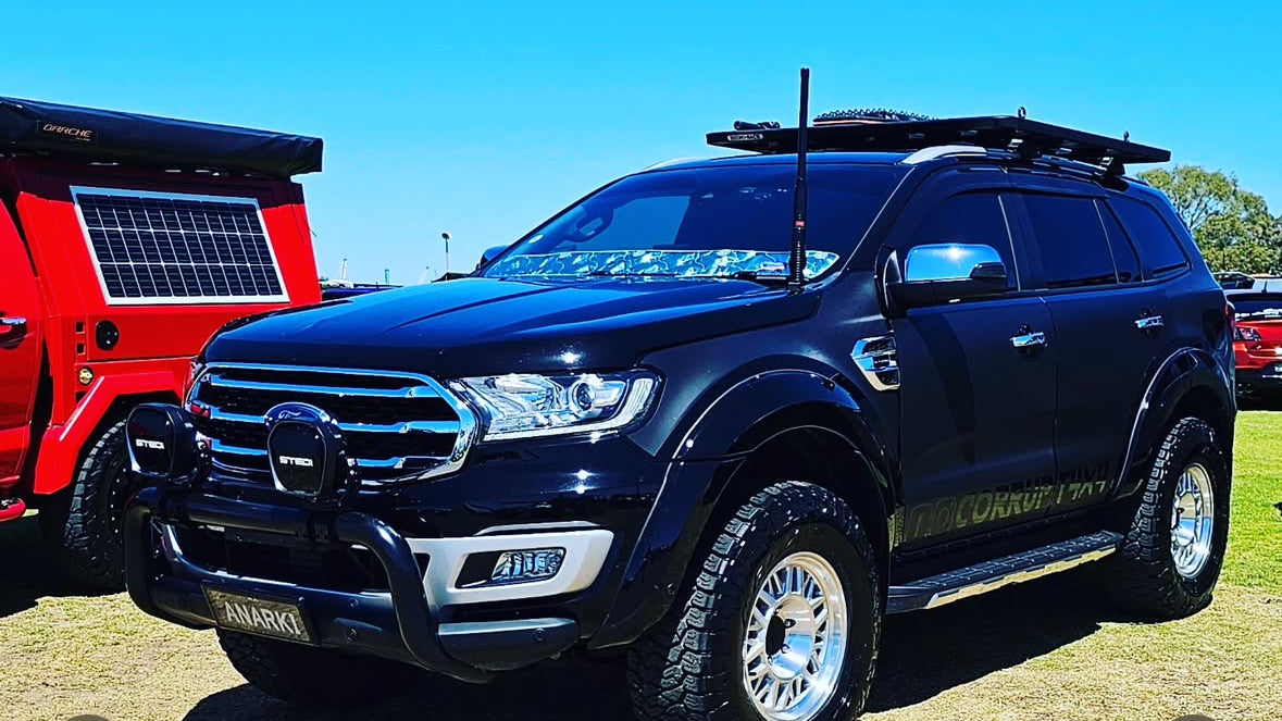 Ford Everest 2015-2021 Bonnet UHF Antenna Bracket BB-001
