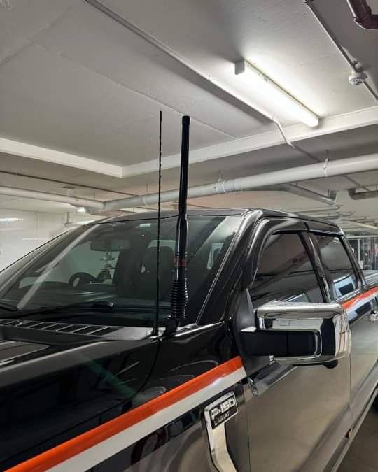 Ford F150 2021+ Bonnet UHF Antenna Bracket BB-154