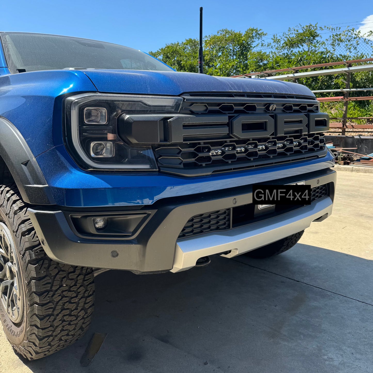 Ford Raptor RA 2022+ Grille LED Lightbar Kit RR23-G26K