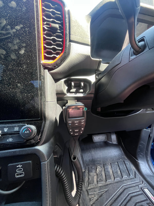 Ford Ranger RA, Raptor RA, Everest 2023+ UHF Hand piece holder 202-HP