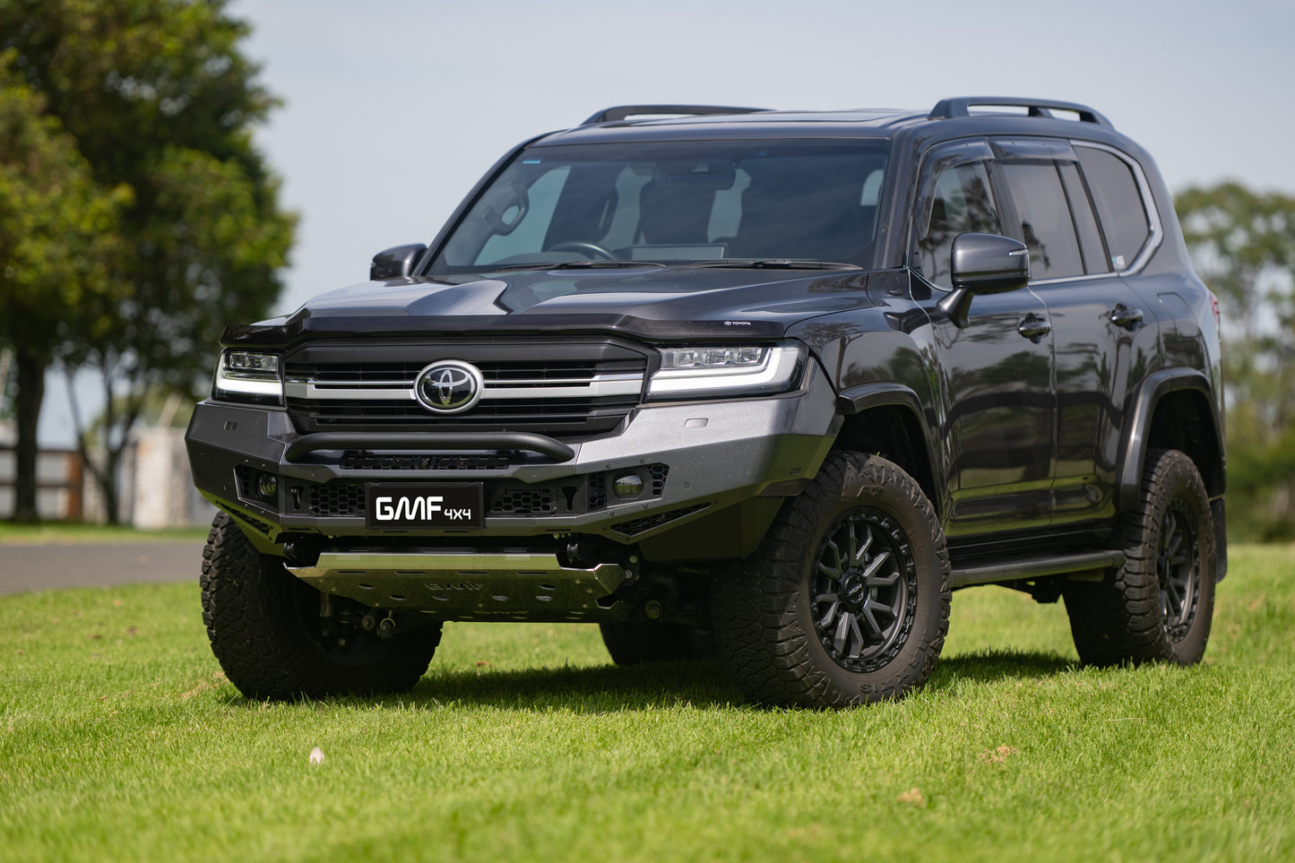 Toyota Landcruiser LC300 2022+ G6 Steel Bumper/ Bull Bar
