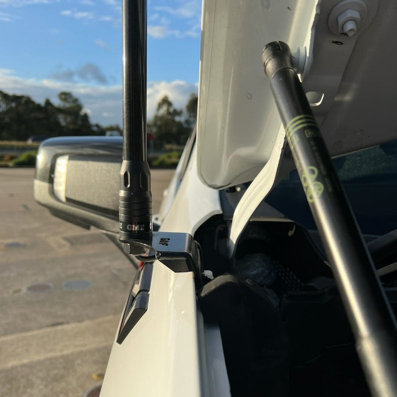 Chevrolet Silverado 1500 2019+ Fender Aerial UHF Antenna Bracket FB-020