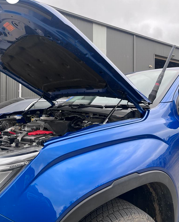 VW Amarok 2023+ Bonnet Strut Kit