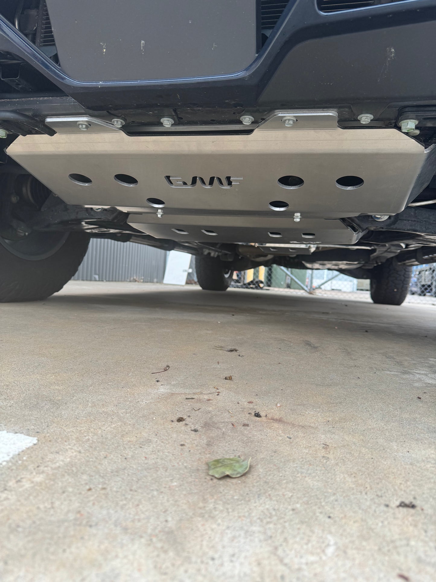 Nissan Patrol Y62 6mm Aluminium UBP