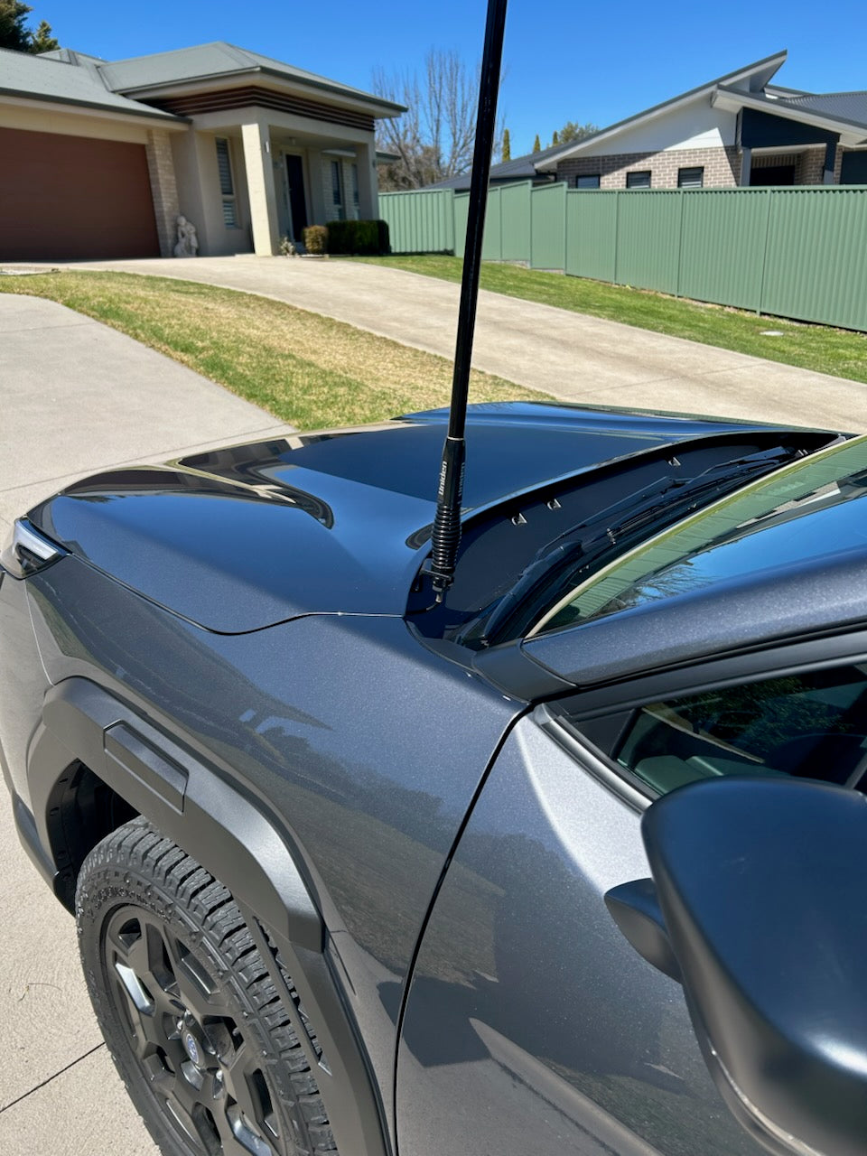 Subaru Outback 2025.5+ Bonnet Aerial UHF Antenna Bracket 274P-BB