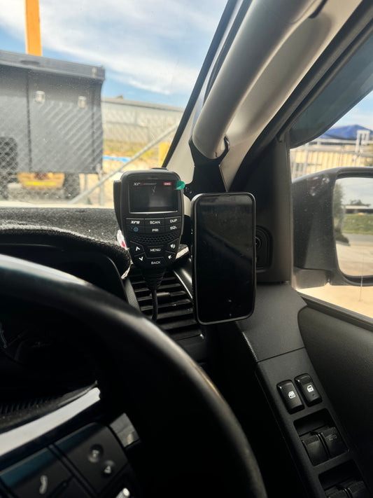 Isuzu DMAX & MUX (2012-2020 )Phone & UHF Holder 4025-PH-D