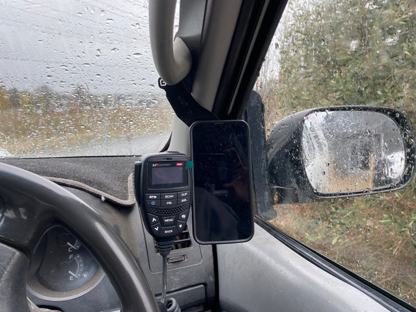 Toyota Hilux N70 (2005-2014) Phone + UHF Holder 4007-PH-D