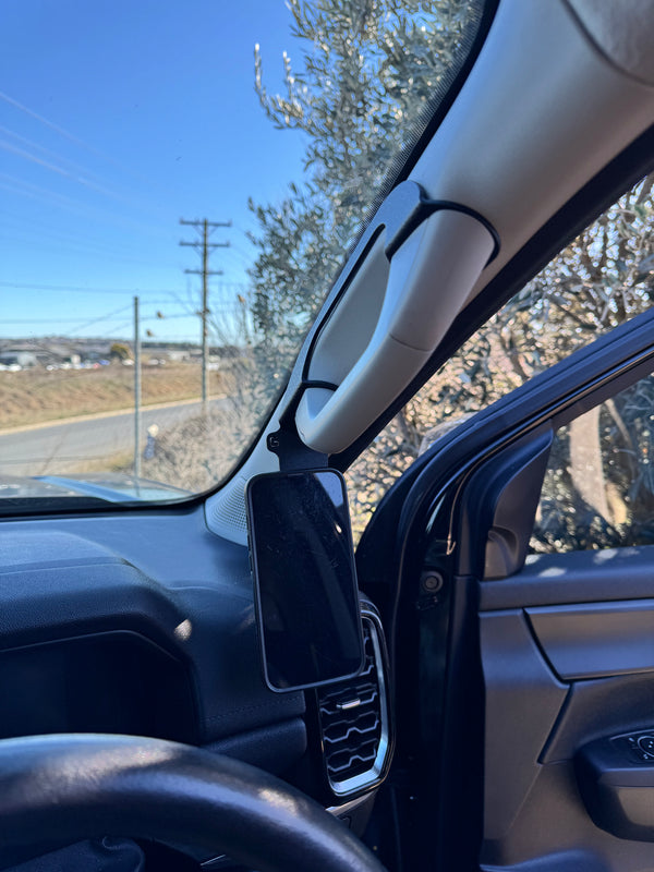 Toyota Hilux N80 2015+ Phone Holder 4010-PH-S