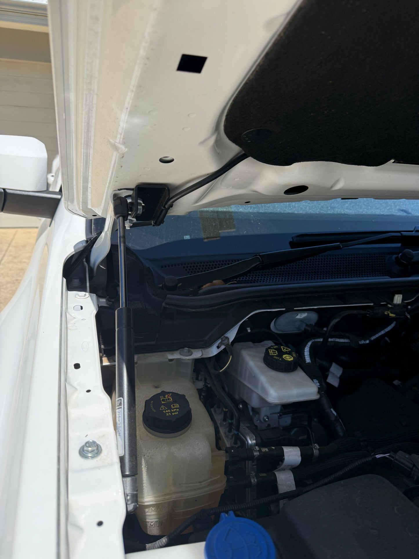 Ford Ranger RA 2023+ STRUT UHF Bracket BB-035P-STRUT