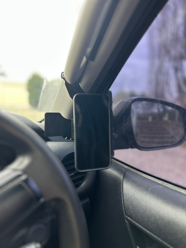 Toyota Hilux N80 2015+ Phone & UHF Hand Piece Holder 4009-PH-D