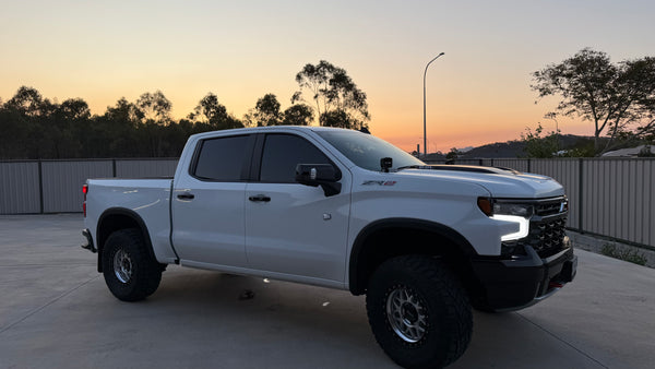 Chevrolet Silverado 1500 PAIR Bonnet LED Light Antenna Bracket 2019+ 055-LB