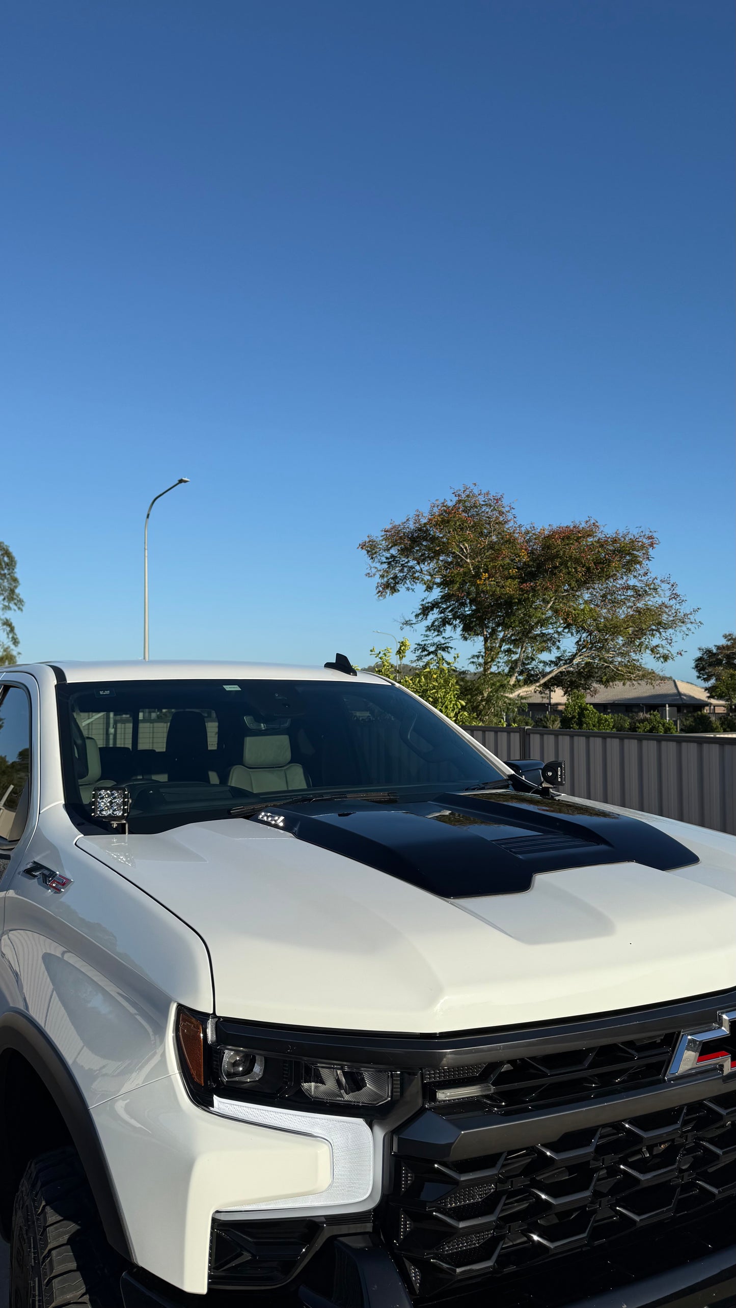 Chevrolet Silverado 1500 Bonnet LED Light Antenna Bracket 2019+ LB-055 (PAIR)