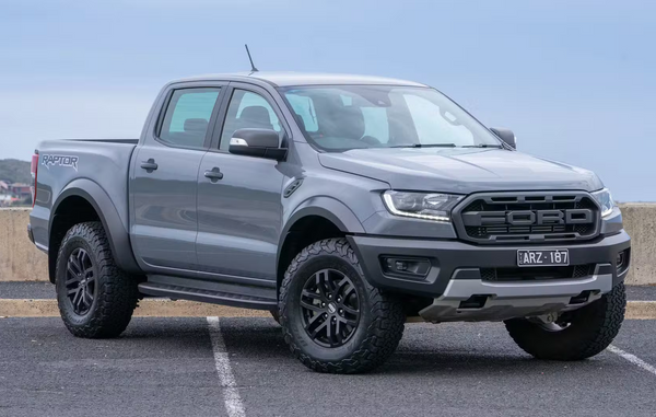 Ford Ranger Raptor 2018+ Bonnet UHF Antenna Bracket  001-BB