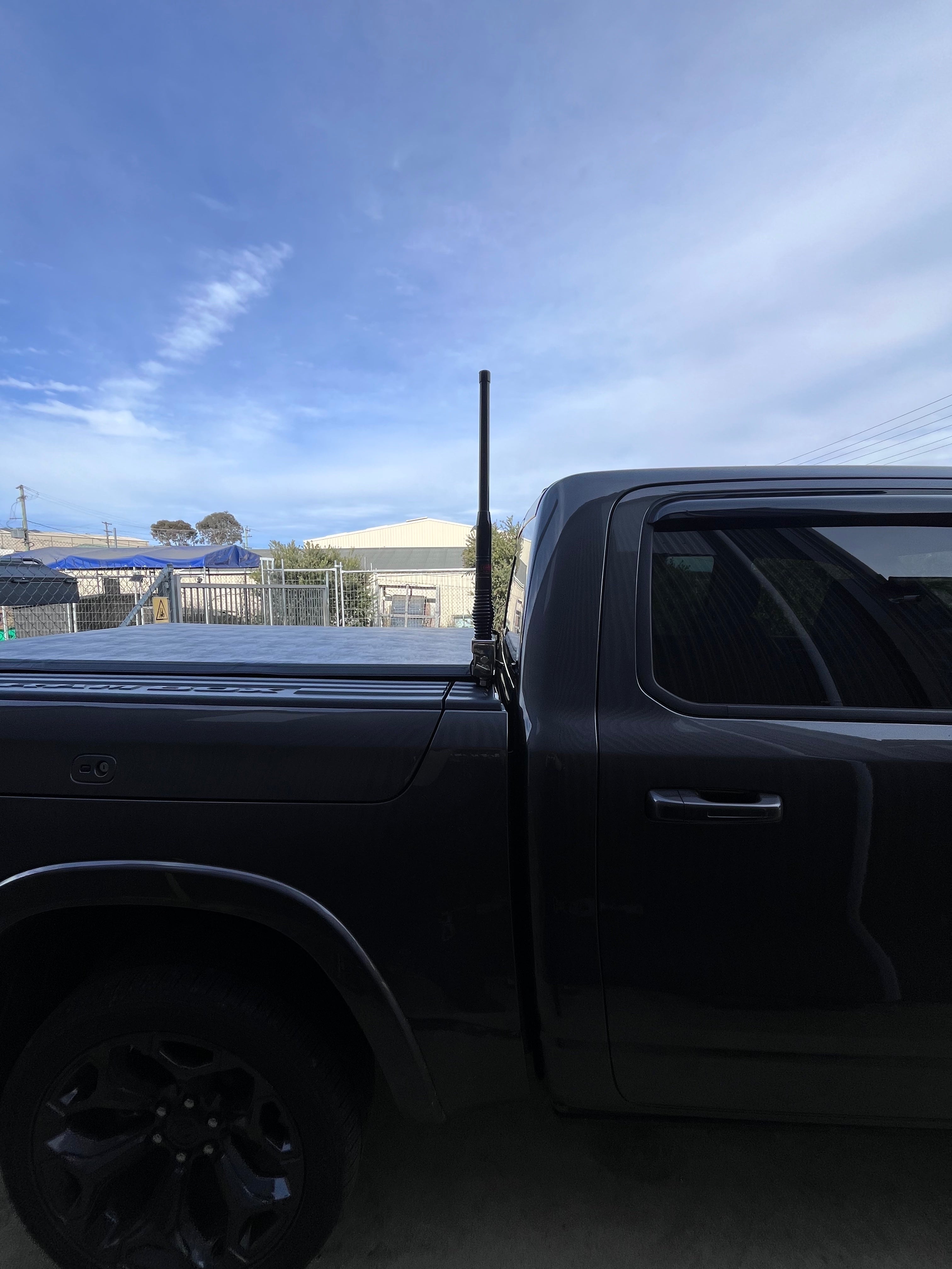 Dodge RAM 1500 DT (Fifth Gen) 2019+ UHF Tub Antenna Bracket - DRS TB-2 ...