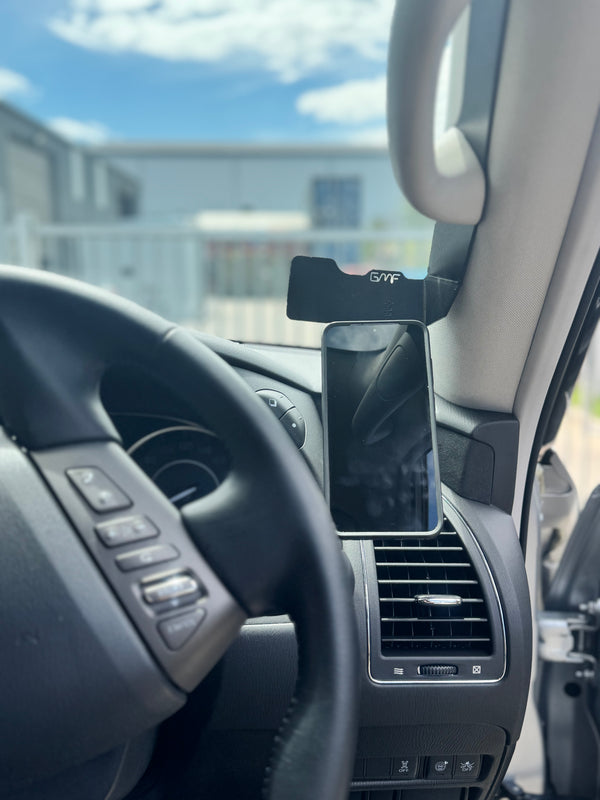 Nissan Patrol Y62 Series 5 2020-2025 Phone Holder & UHF 4001-PH-D