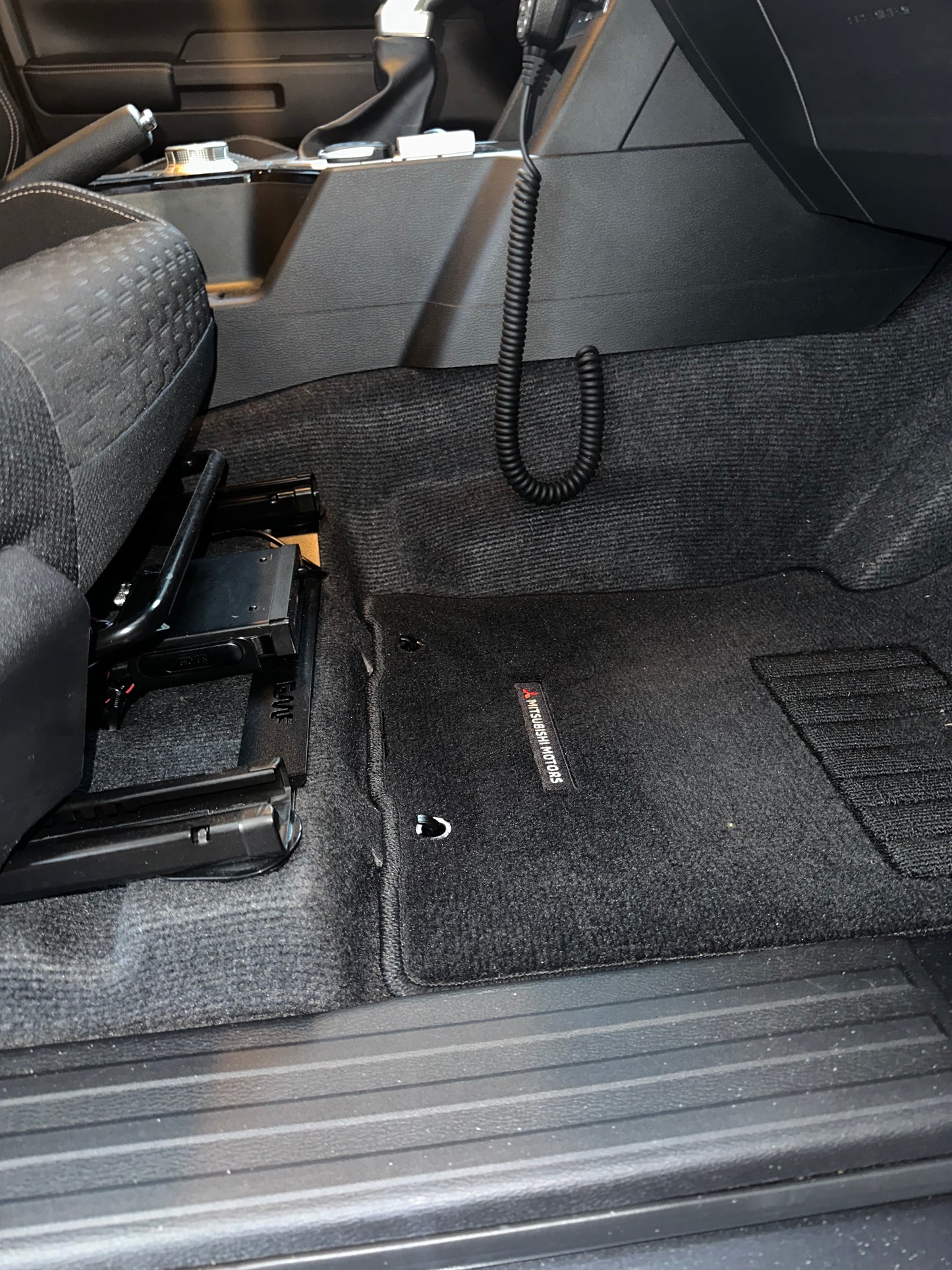 Triton MV 2024+ UHF Radio Under Seat Mount Bracket - DRS